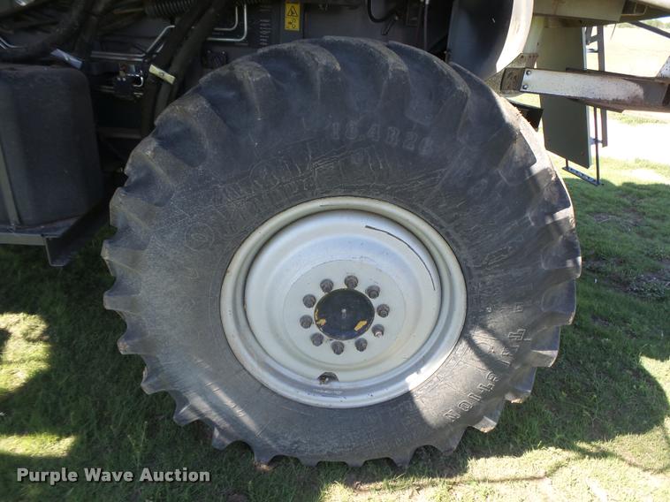 image for item DB2563 2011 Gleaner S77 Tritura Super Seven RWA combine