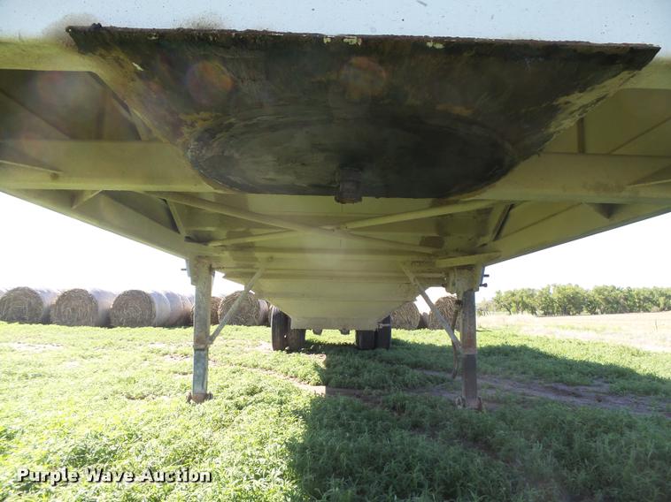 image for item DB2565 2008 Maurer double hopper grain trailer