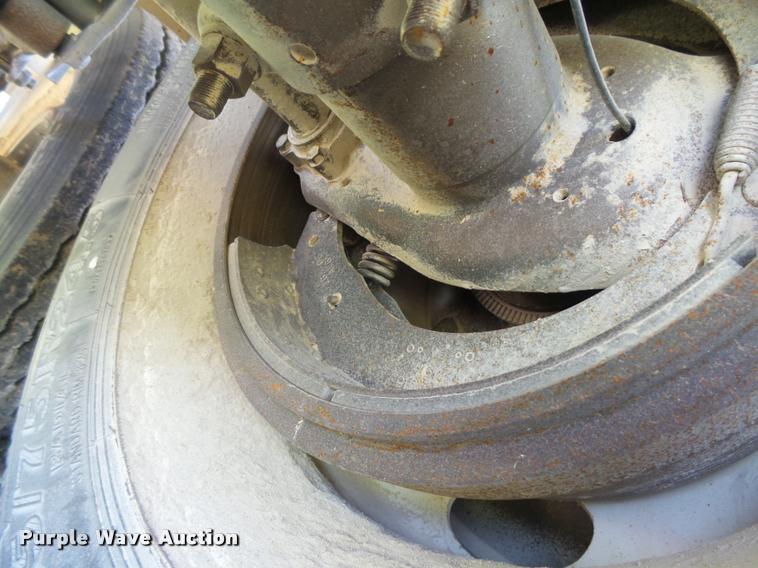 image for item DB2565 2008 Maurer double hopper grain trailer