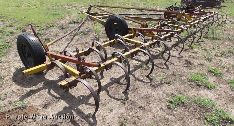 image for item DB2569 Spring tooth harrow