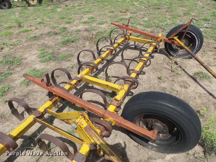 image for item DB2569 Spring tooth harrow