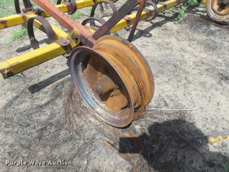 image for item DB2569 Spring tooth harrow