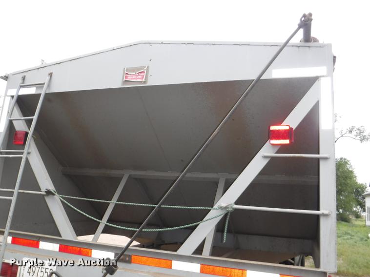 image for item DB3942 1994 Neville split hopper grain trailer