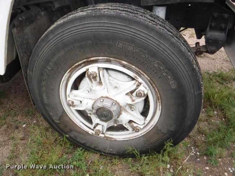 image for item DB3943 1987 International S1955 semi truck