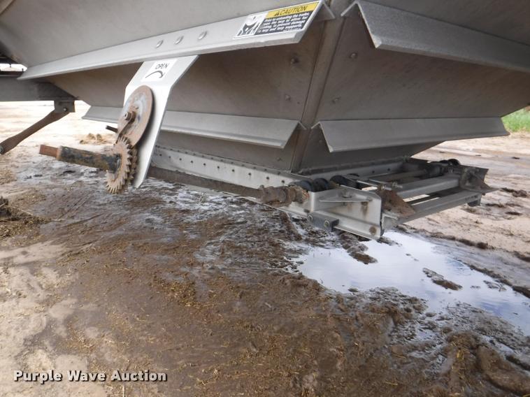 image for item DB3948 2005 Wilson DWH-500 double hopper grain trailer