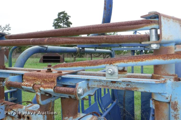 image for item DB3974 Universal cattle squeeze chute