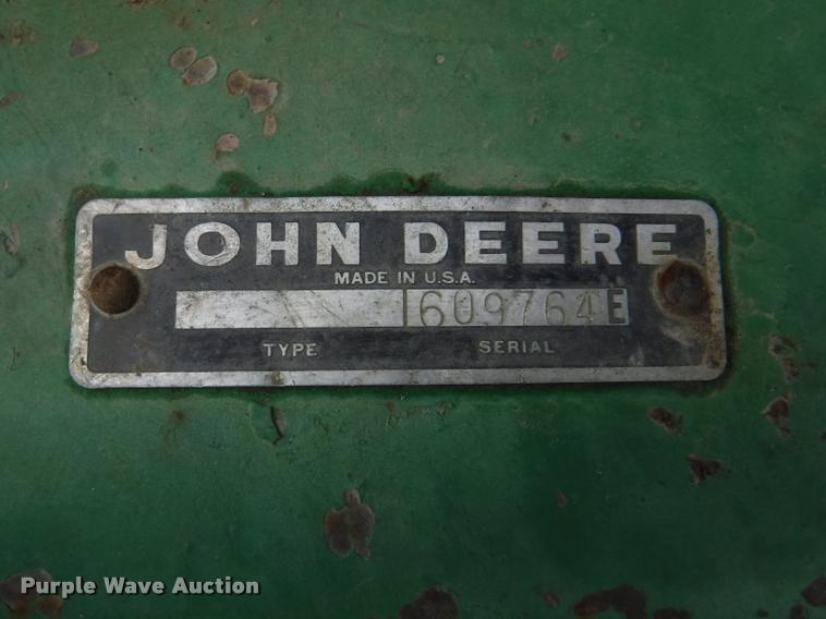 image for item DB3978 John Deere 1209 haybine windrower