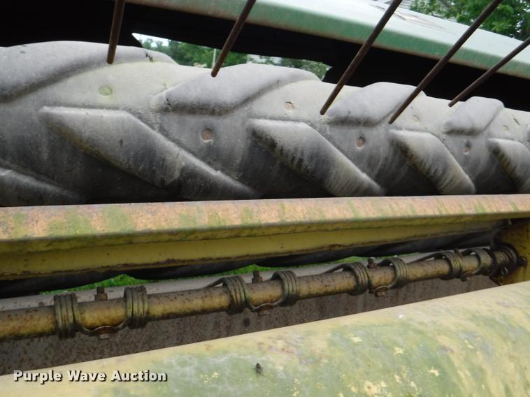image for item DB3978 John Deere 1209 haybine windrower