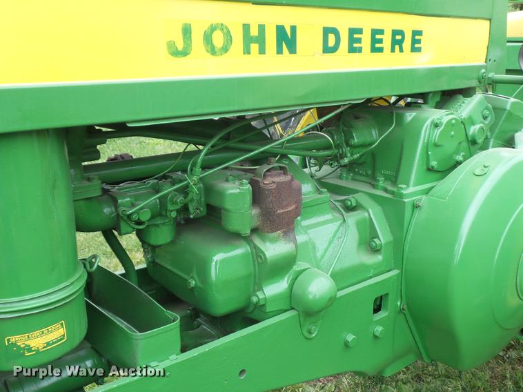 image for item DD9497 John Deere 620 tractor