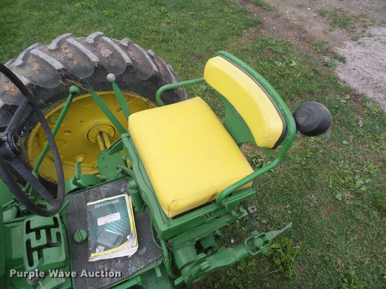 image for item DD9497 John Deere 620 tractor