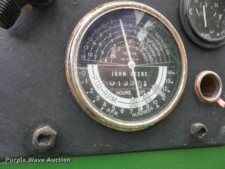 image for item DD9497 John Deere 620 tractor