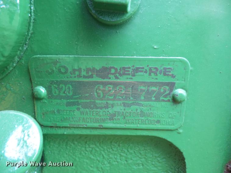 image for item DD9497 John Deere 620 tractor