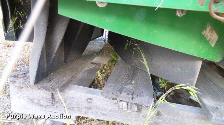 image for item DJ9949 John Deere 9750 Powercast tailboard