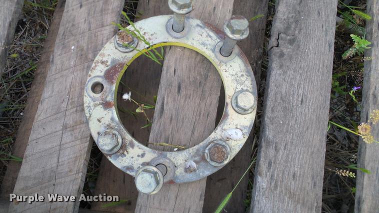 image for item DJ9950 Rear spindle