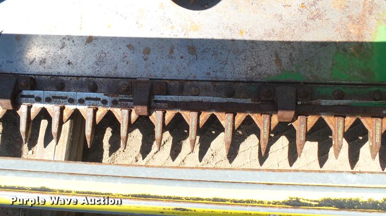 image for item DO9606 John Deere 224 head