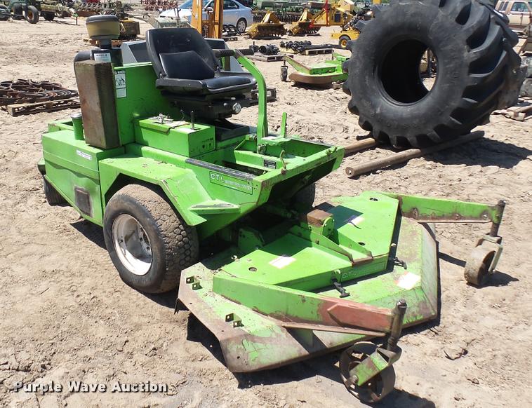 image for item DO9743 CTL 1900D ZTR lawn mower