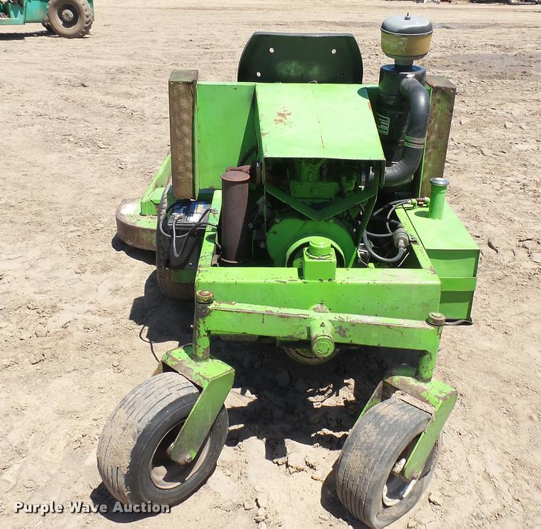 image for item DO9743 CTL 1900D ZTR lawn mower