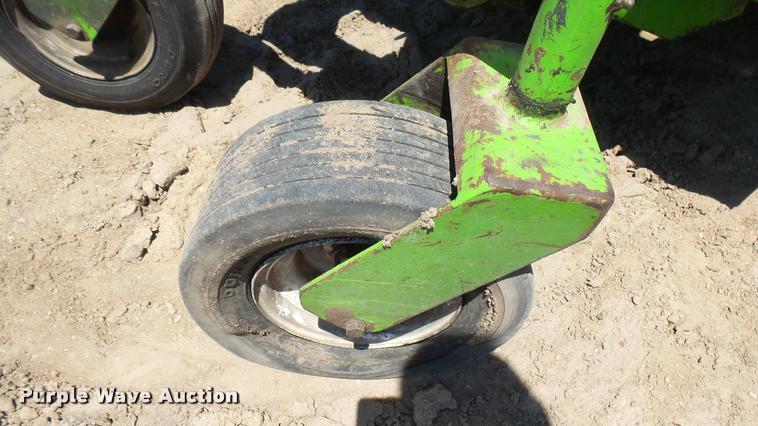 image for item DO9743 CTL 1900D ZTR lawn mower