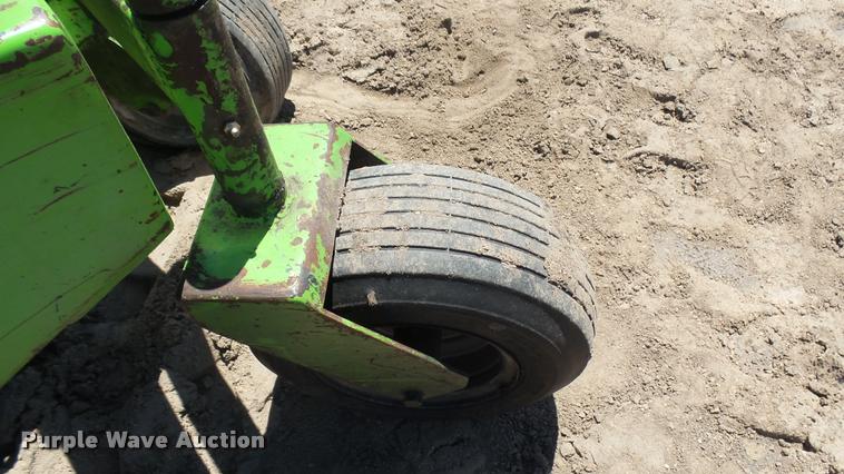 image for item DO9743 CTL 1900D ZTR lawn mower