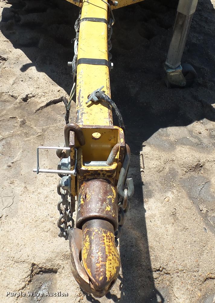 image for item DO9744 2007 Vermeer BC600XL wood chipper