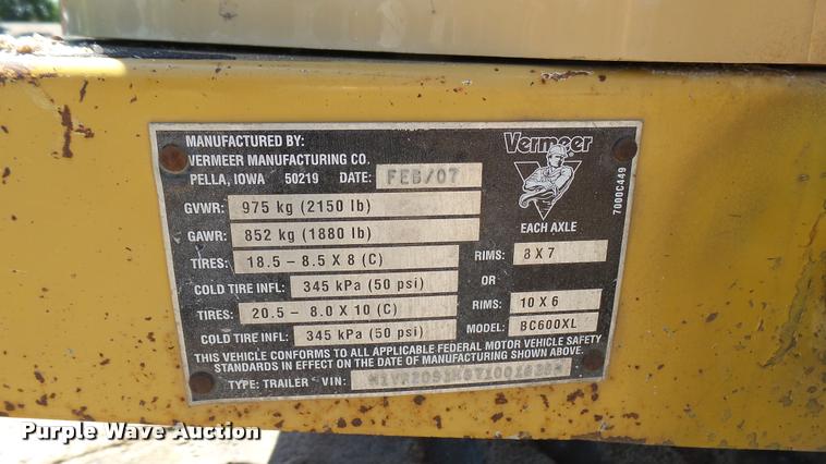 image for item DO9744 2007 Vermeer BC600XL wood chipper