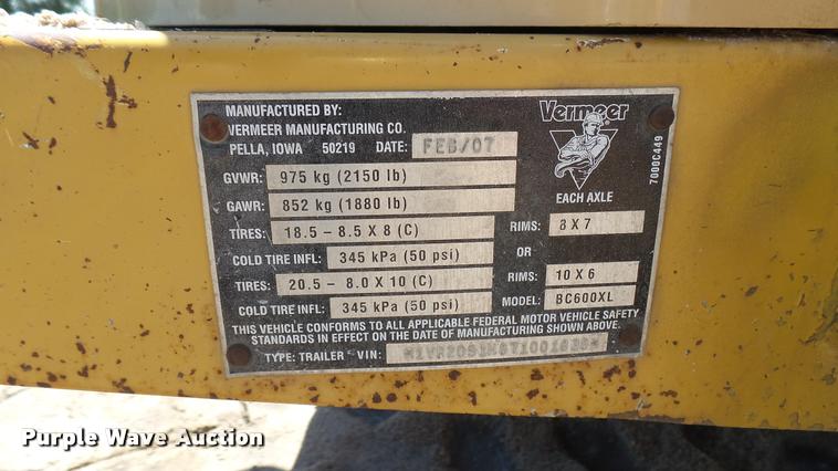 image for item DO9744 2007 Vermeer BC600XL wood chipper