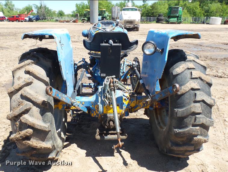 image for item DO9745 Ford 3400 tractor