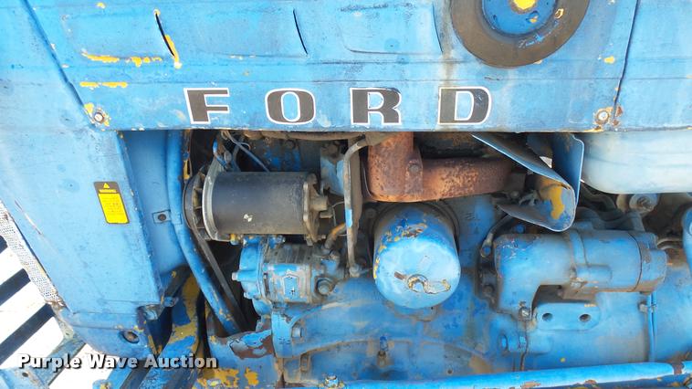 image for item DO9745 Ford 3400 tractor