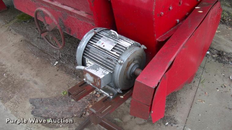image for item DP9372 Van Dale feed mixer
