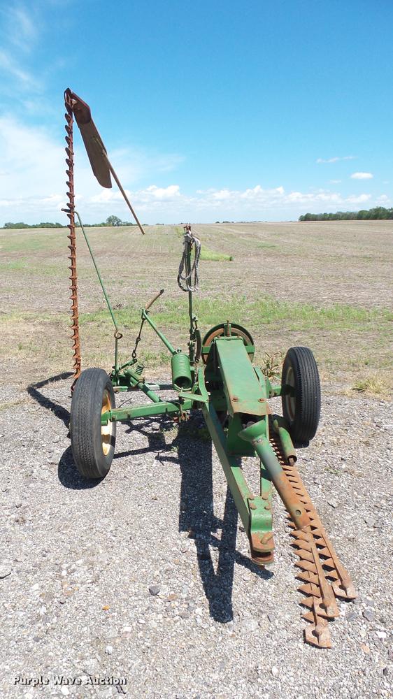 image for item DQ9062 John Deere 37 sickle mower