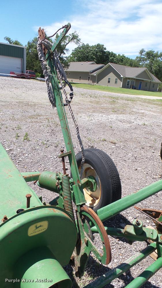 image for item DQ9062 John Deere 37 sickle mower