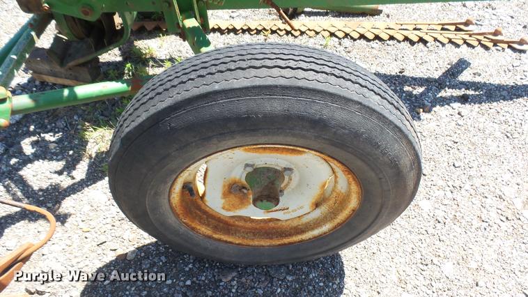 image for item DQ9062 John Deere 37 sickle mower