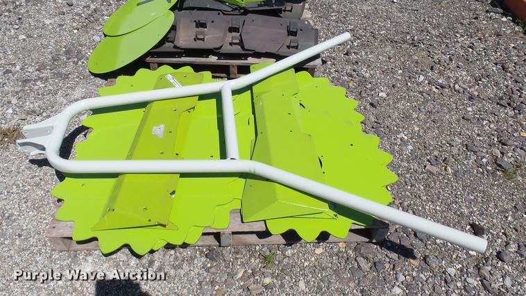 image for item DQ9063 Claas RU direct cut header parts