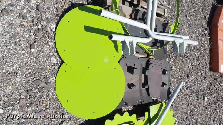 image for item DQ9063 Claas RU direct cut header parts