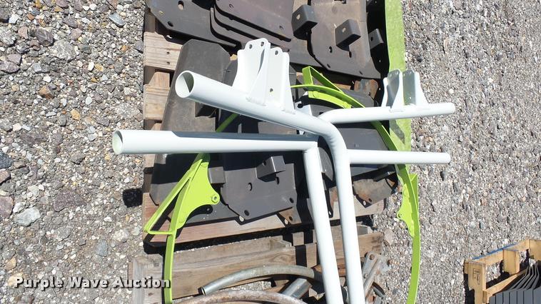 image for item DQ9063 Claas RU direct cut header parts