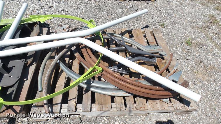 image for item DQ9063 Claas RU direct cut header parts