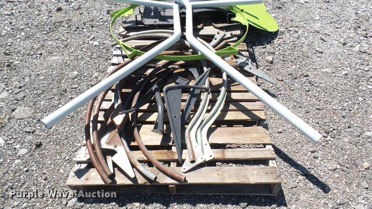 image for item DQ9063 Claas RU direct cut header parts