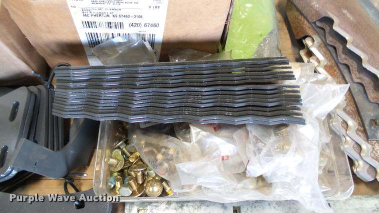 image for item DQ9063 Claas RU direct cut header parts