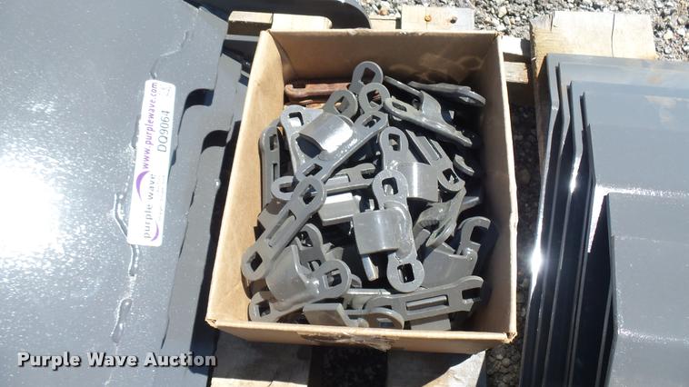 image for item DQ9064 Claas Orbis direct cut header parts