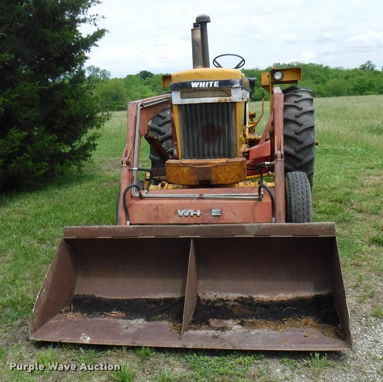 image for item J5690 Minneapolis Moline Super U302 tractor