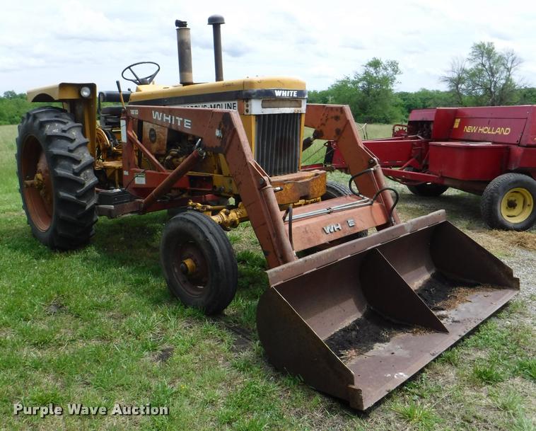 image for item J5690 Minneapolis Moline Super U302 tractor