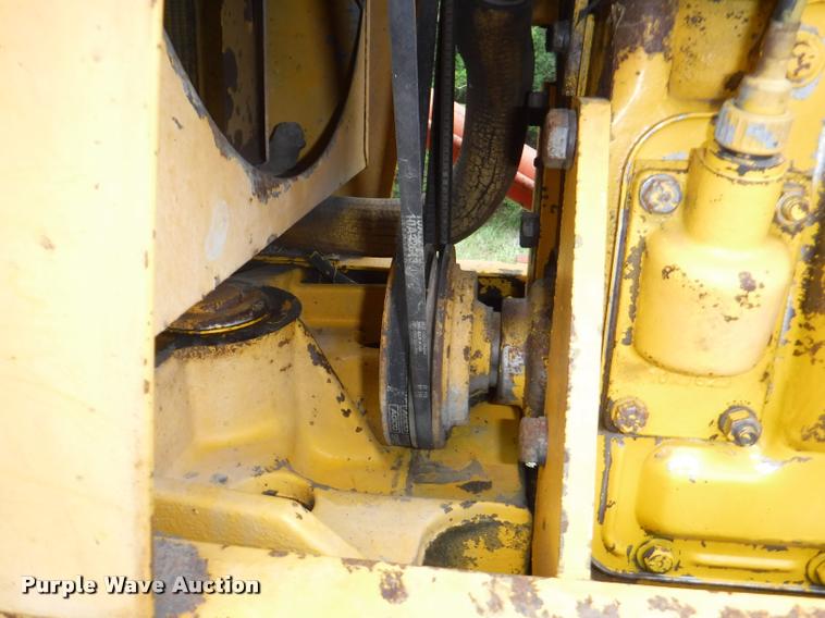 image for item J5690 Minneapolis Moline Super U302 tractor