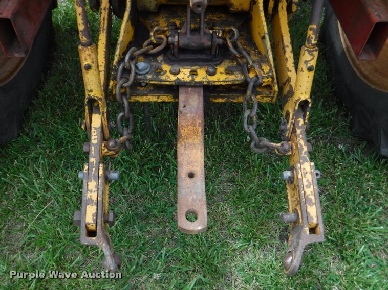 image for item J5690 Minneapolis Moline Super U302 tractor