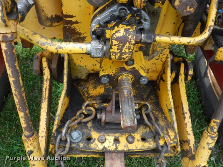 image for item J5690 Minneapolis Moline Super U302 tractor