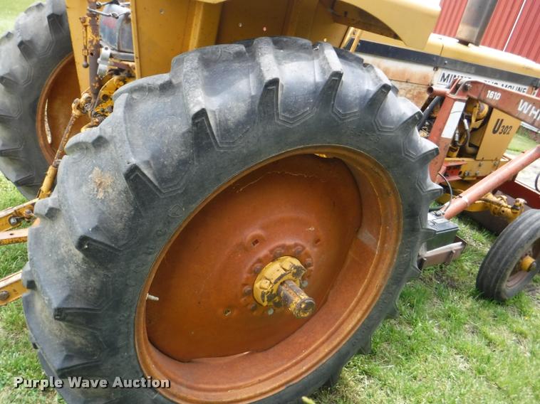 image for item J5690 Minneapolis Moline Super U302 tractor