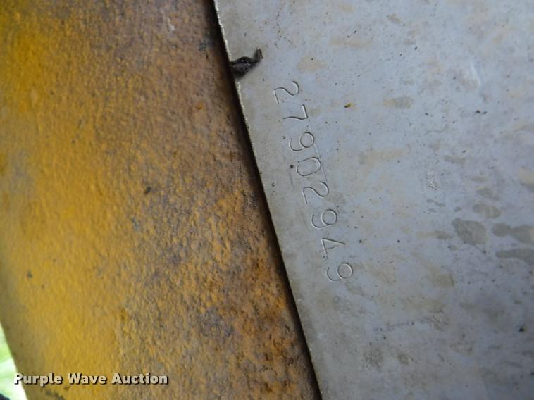 image for item J5690 Minneapolis Moline Super U302 tractor