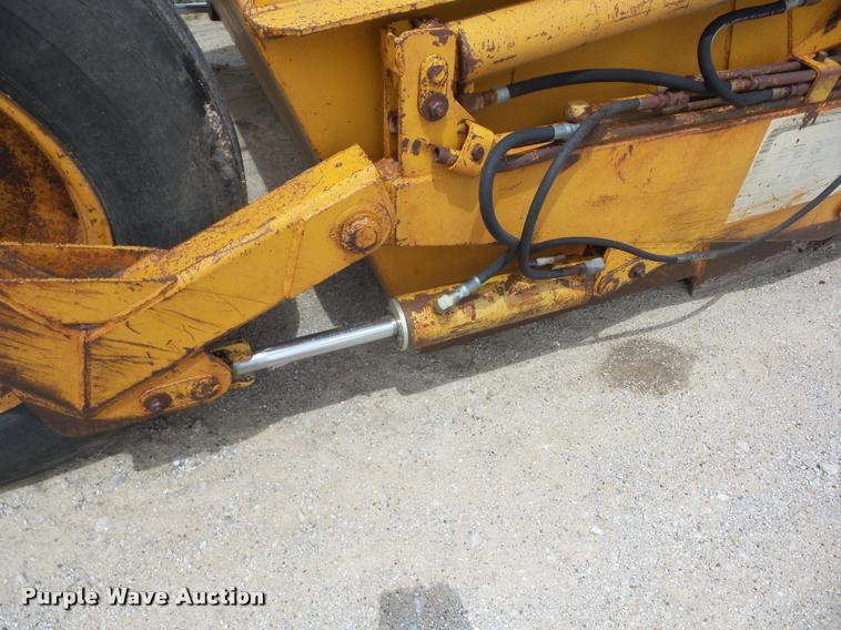 image for item J8616 Reynolds 10C scraper