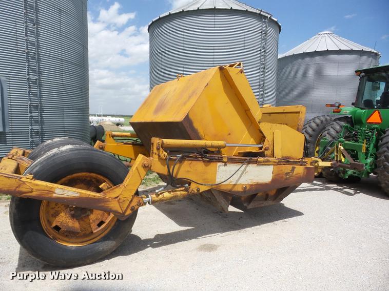 image for item J8616 Reynolds 10C scraper