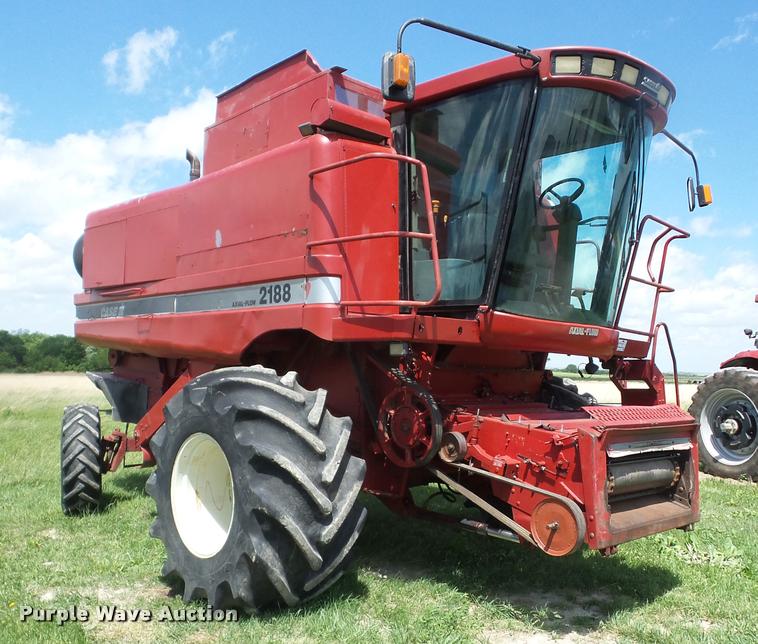 image for item J8617 1995 Case IH 2188 combine