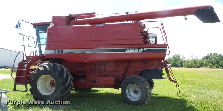 image for item J8617 1995 Case IH 2188 combine